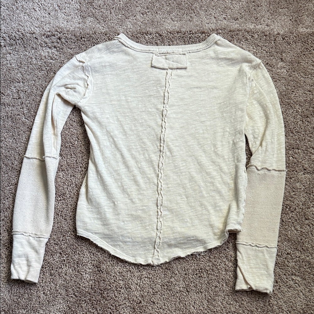 We The Free Women's Cream Long Sleeve Top Small - Picture 3 of 3